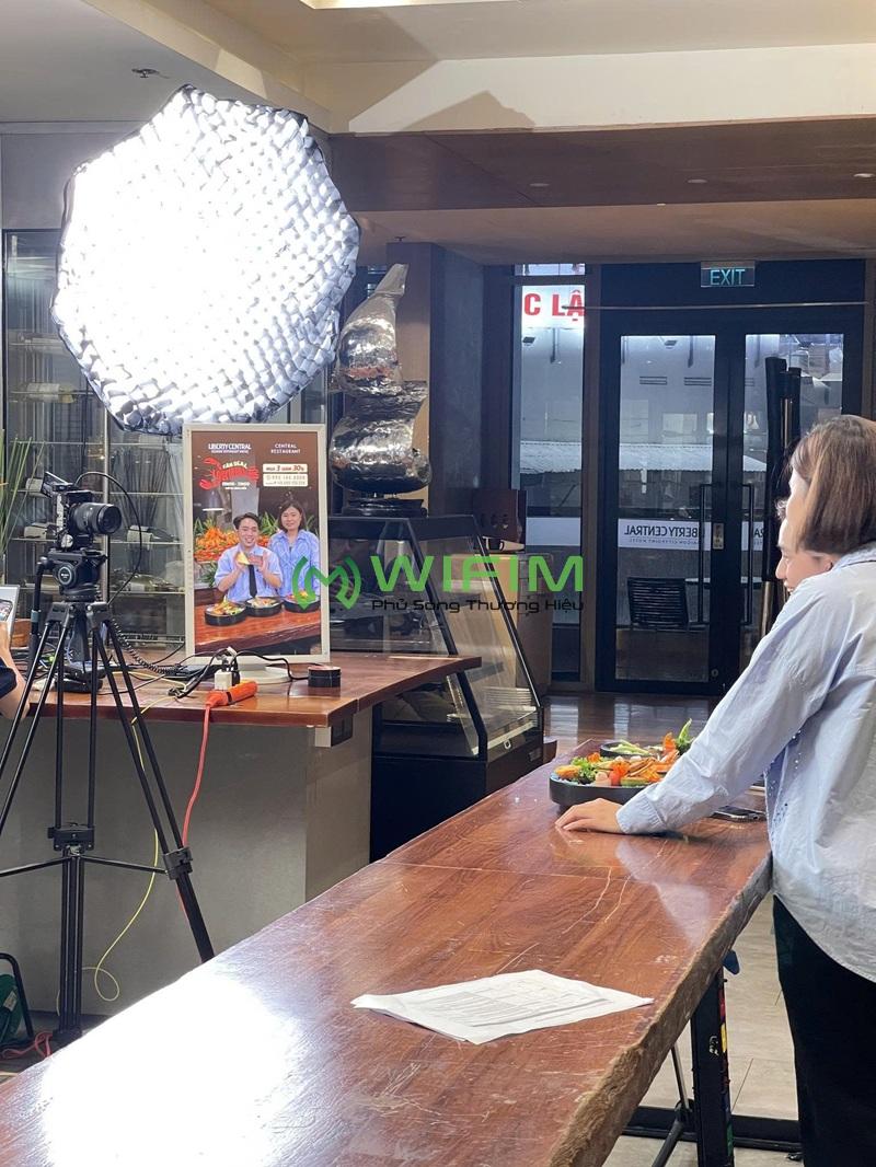 Hậu trường buổi livestream do WIFIM JSC thực hiện cho khách hàng